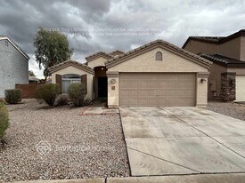 5903 S 32nd Ln in Phoenix, AZ - Building Photo