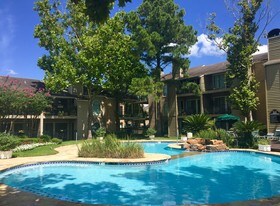 Eagle Hollow in Houston, TX - Building Photo