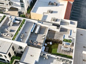 82 9th St S in Naples, FL - Building Photo - Building Photo