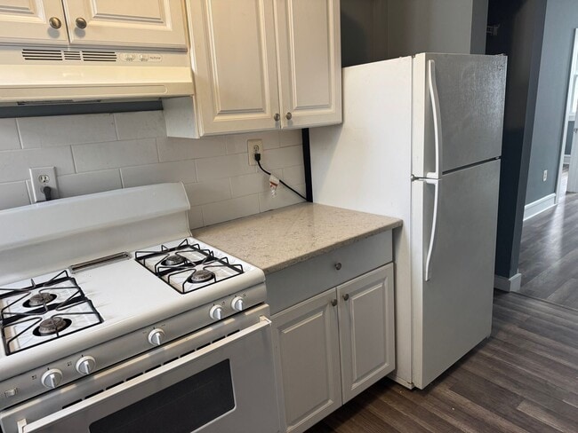 2a Walnut St in Ambler, PA - Building Photo - Building Photo