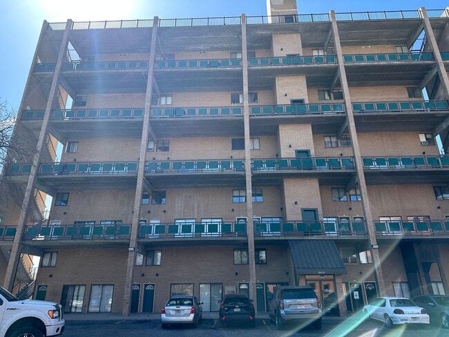 property at 300 N 25th St
