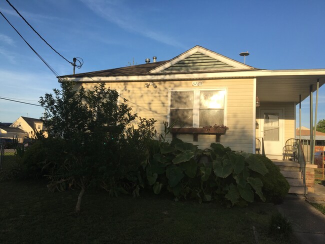 5765 Cameron Blvd, Unit 5765 Cameron Blvd.Apt B
