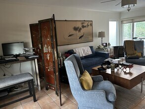 2101 Ridgeview Pl in Escondido, CA - Foto de edificio - Building Photo