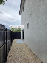 1313 NW 6th Ave in Florida City, FL - Building Photo - Building Photo