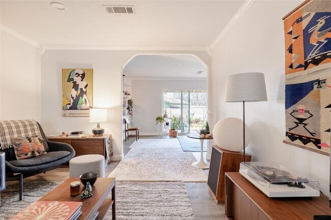 2118 Fordham Ln in Austin, TX - Building Photo - Building Photo