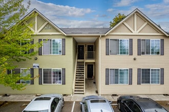 Pebble Creek Village in Vancouver, WA - Building Photo - Building Photo