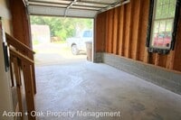 517 Flaherty Ave photo'