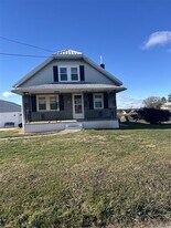 14 Hakes Hollow Rd in Wrightsville, PA - Building Photo