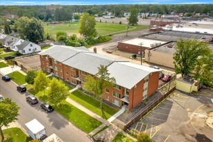 Chateau Manor Apartments