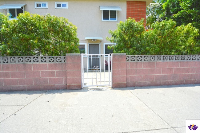 property at 10854 Morrison St