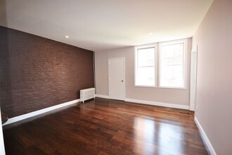 213 Maverick St, Unit 4 in Boston, MA - Building Photo - Building Photo