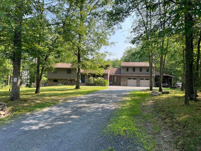 property at 16 Gibbons Ln