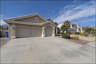 6511 Wind Ridge Dr in El Paso, TX - Building Photo - Building Photo