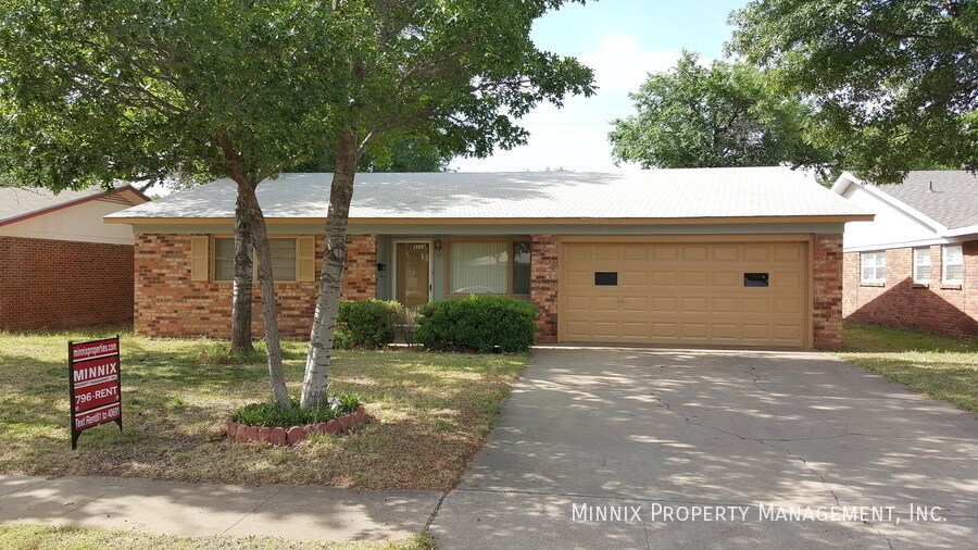 4209 51st St in Lubbock, TX - Building Photo