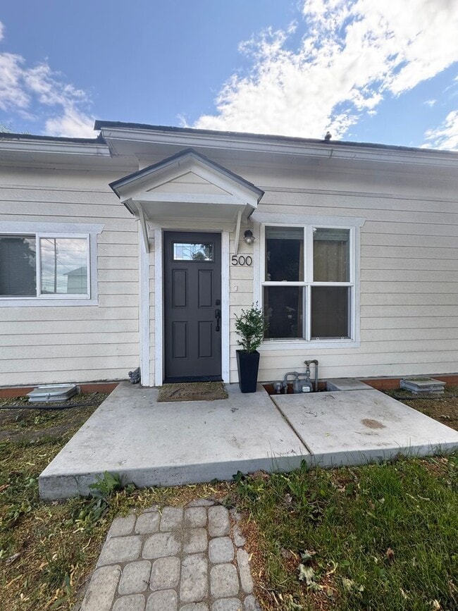 property at 500 E 6th Ave