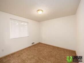 15313 E Mission Ave in Spokane Valley, WA - Building Photo - Building Photo