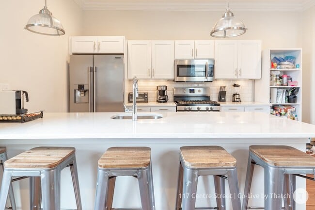 117 Centre St in Boston, MA - Building Photo - Building Photo