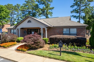 Greenleaf in Phenix City, AL - Foto de edificio - Building Photo