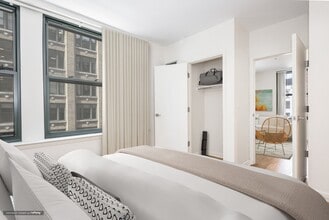 One India Street Apartments in Boston, MA - Foto de edificio - Building Photo