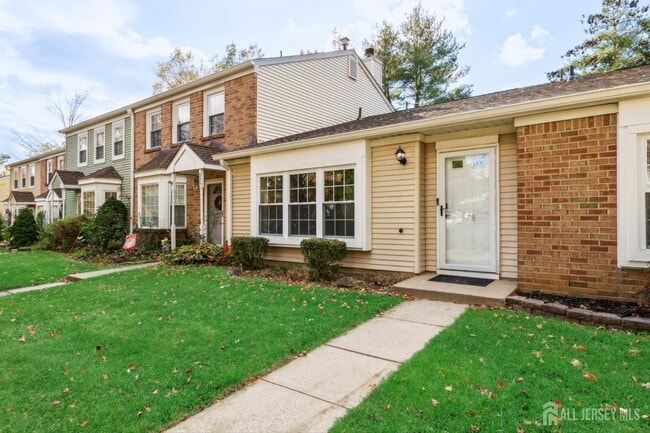 378 Minstrel Ct in Old Bridge, NJ - Building Photo - Building Photo