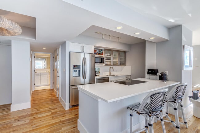 5510 N Ocean Dr in Riviera Beach, FL - Building Photo - Building Photo