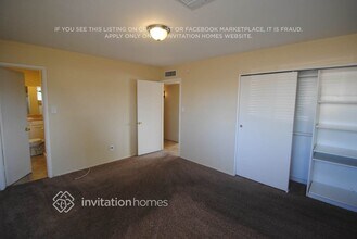 6012 W Medlock Dr in Glendale, AZ - Building Photo - Building Photo