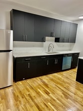 5033 N Harding Ave in Chicago, IL - Building Photo - Building Photo