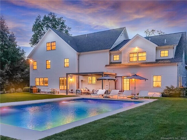 17 Stony Brook Rd in Westport, CT - Building Photo - Building Photo