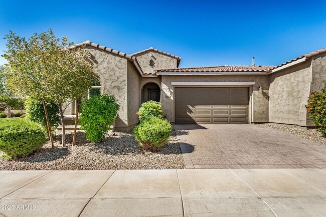 1914 N 140th Ave in Goodyear, AZ - Foto de edificio - Building Photo