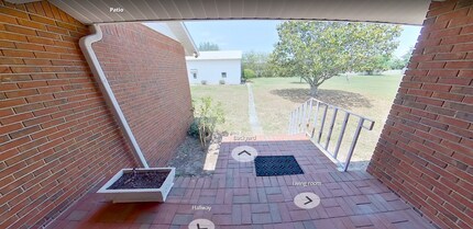 4895 County Road 134B in Wildwood, FL - Foto de edificio - Building Photo