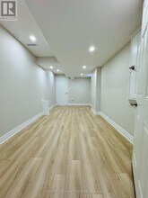 18 Yvette St in Whitby, ON - Building Photo - Building Photo