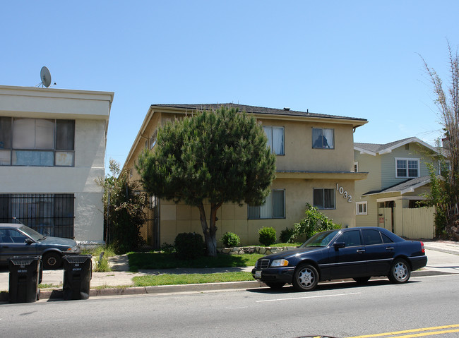 1032 N Normandie Ave in Los Angeles, CA - Building Photo - Building Photo