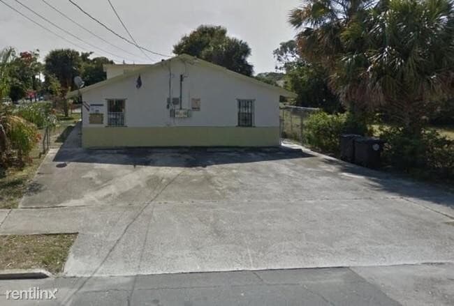 property at 616 11th St