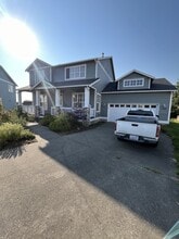 1341 Colony Ct in Lynden, WA - Building Photo - Building Photo