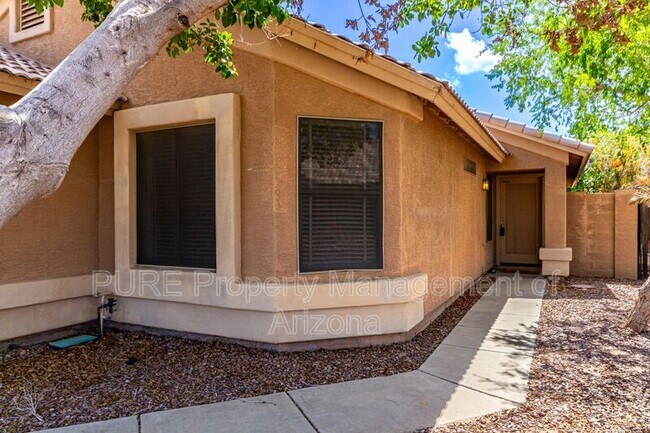 6227 E Roland St in Mesa, AZ - Building Photo - Building Photo