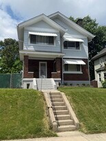 3941 S Madison Ave, Unit South Madison House in Cincinnati, OH - Building Photo