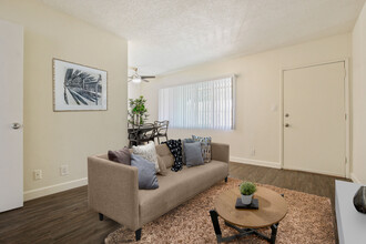 Sepulveda Court in Los Angeles, CA - Building Photo - Building Photo