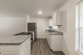 430 Ave B NE in Winter Haven, FL - Building Photo - Building Photo