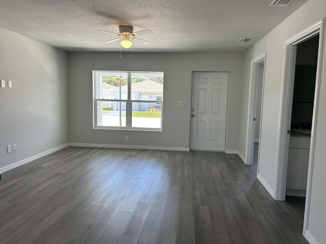 1468 Las Villas Blvd in Sebring, FL - Building Photo - Building Photo