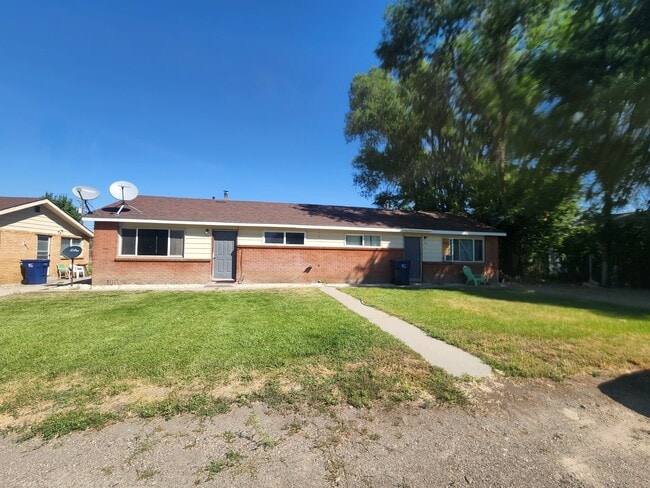 property at 112 10th St S