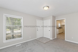 1128 Dellrose in Wichita, KS - Building Photo - Building Photo