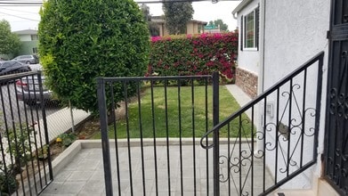 1004 S Bruce Ln in Burbank, CA - Building Photo - Building Photo