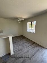 875 N. Olive St. in Orange, CA - Foto de edificio - Building Photo
