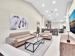 15212 W Tranquility Lake Dr in Delray Beach, FL - Foto de edificio - Building Photo