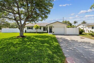 510 Kingbird Cir in Delray Beach, FL - Building Photo - Building Photo