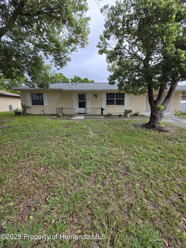 property at 5143 Wellington Rd