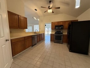 2009 Dena Dr in Edmond, OK - Building Photo - Building Photo