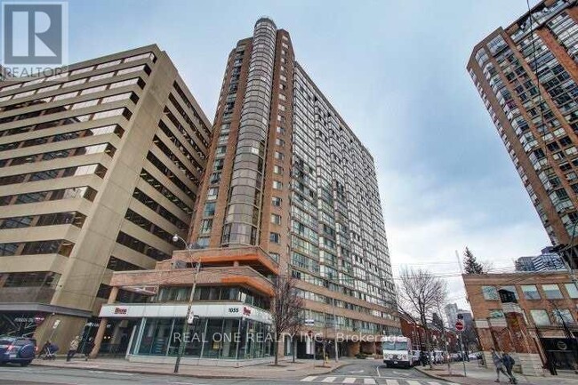 1055-1055 Bay St.