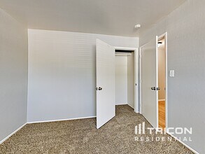 2006 Nottingham Dr in Fairfield, CA - Building Photo - Building Photo