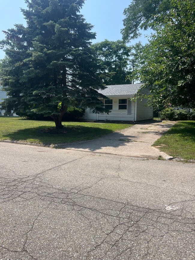property at 422 Pleasant Ave